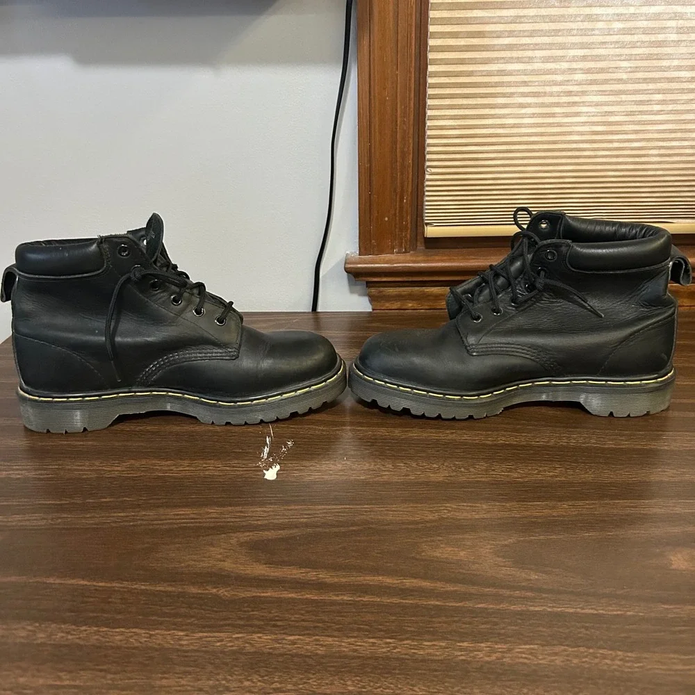 Dr. Martens 939 6-Eye Boot Made in England Mens Size 8 Black Leather AirWair Lug